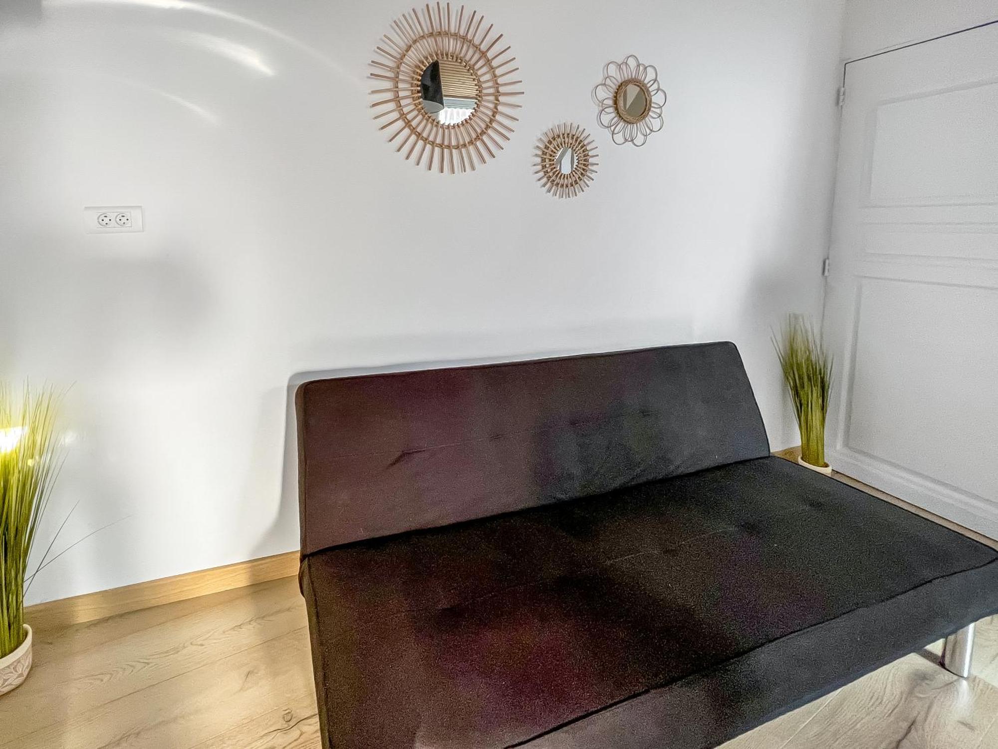 L'Eden Carolo - Netflix, Wi-Fi, 10Min Aeroport, Parking Gratuit Leilighet Dampremy Eksteriør bilde